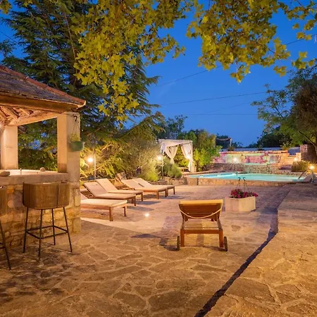 Nono Ban Boutique Hotel & Villas Gornji Humac