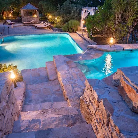 Nono Ban Boutique Hotel & Villas 4*