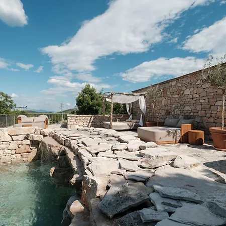 Hotell Nono Ban Boutique Hotel & Villas Gornji Humac
