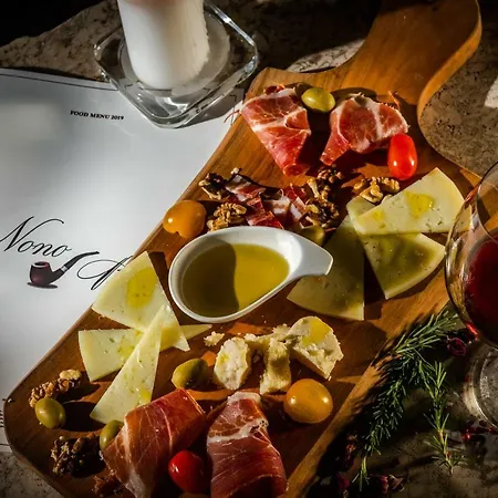 Nono Ban Boutique Hotel & Villas Hotell